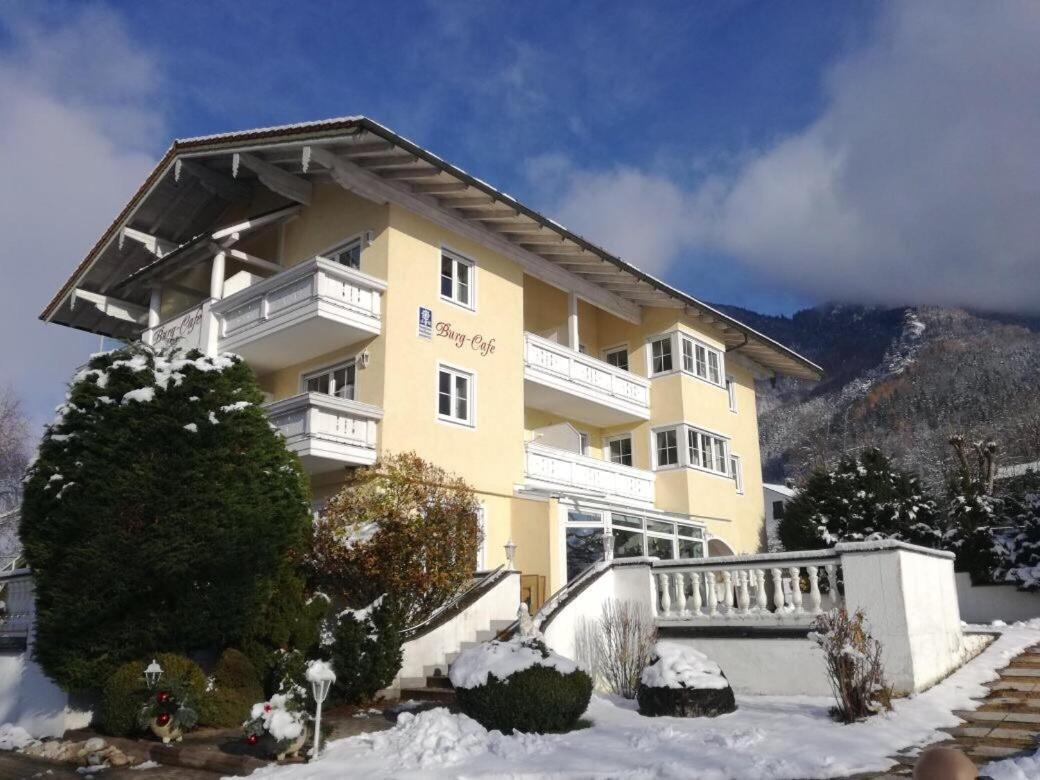 Burg Cafe Hotel Marquartstein Bagian luar foto